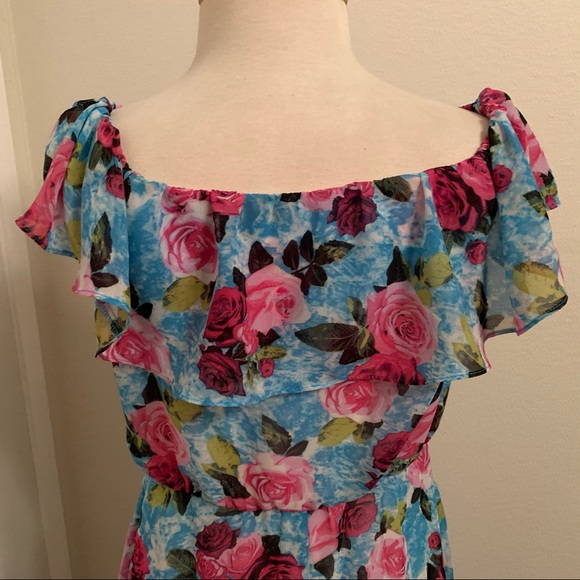 NWT Betsy Johnson floral maxi dress - Picture 4 of 6